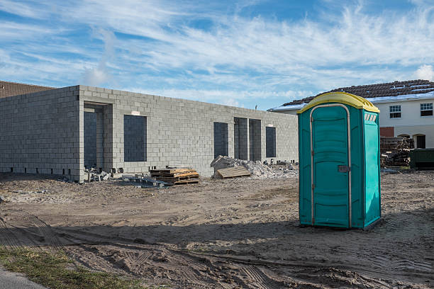 Best Portable restroom trailer rental  in Celina, TN